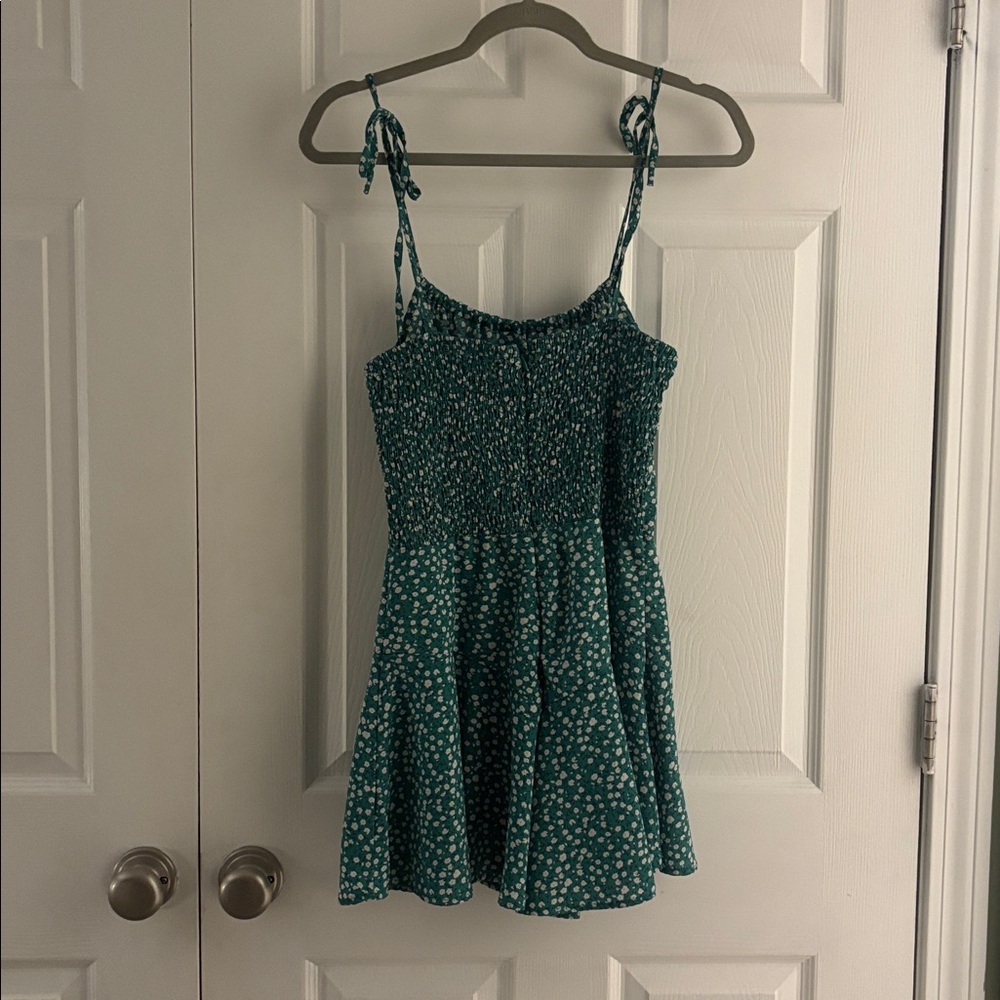 Green Floral Sleeveless Dress - Picture 8 of 9